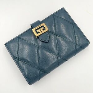 Givenchy quilted Bi-fold Wallet in Teal